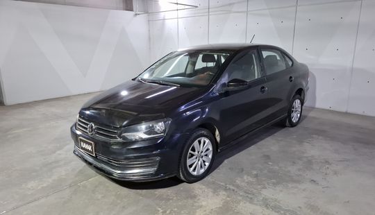 Volkswagen • Vento