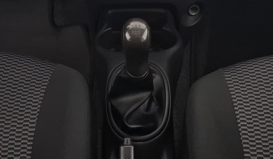Nissan March 1.6 SENSE Hatchback 2021