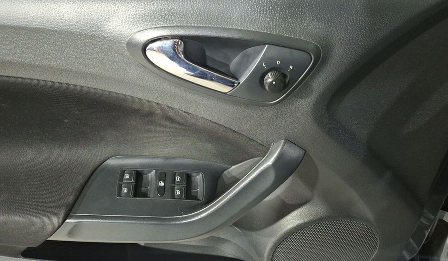 Seat Ibiza 2.0 STYLE ITECH 4 PTAS MT Hatchback 2015