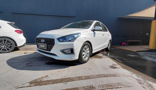 Hyundai • VERNA