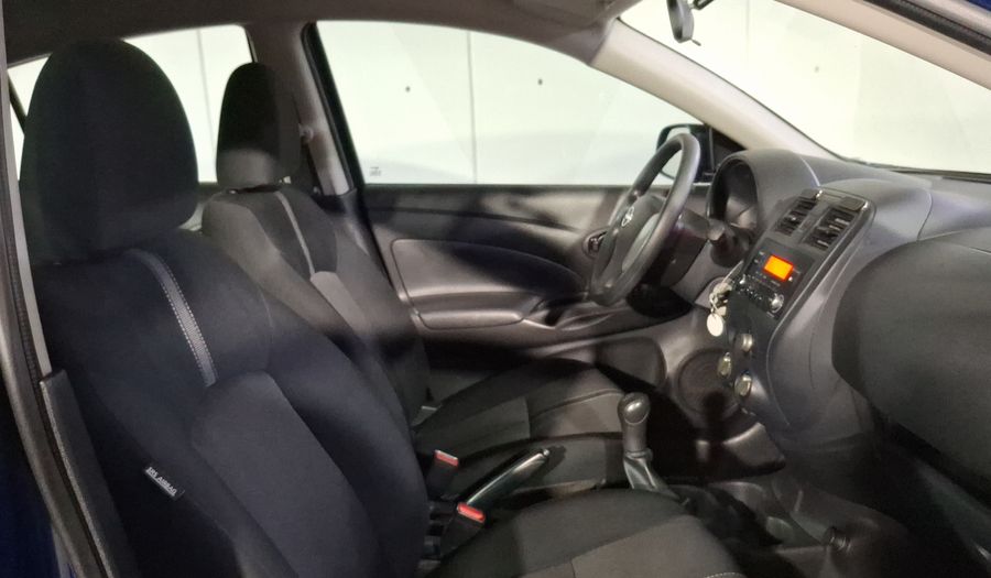 Nissan V-drive 1.6 A/C AUDIO Sedan 2023