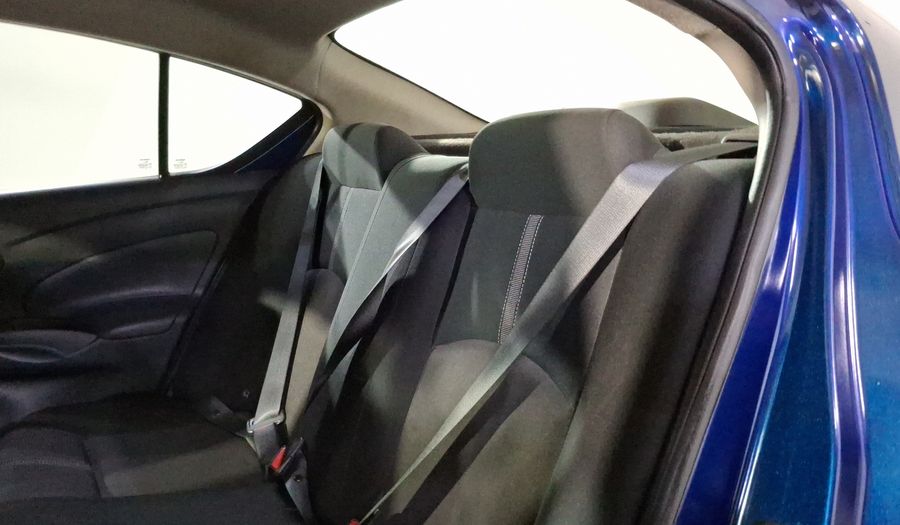 Nissan V-drive 1.6 A/C AUDIO Sedan 2023