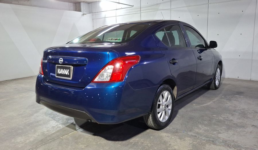 Nissan V-drive 1.6 A/C AUDIO Sedan 2023
