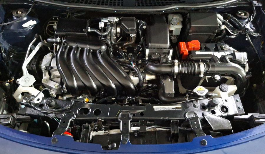 Nissan V-drive 1.6 A/C AUDIO Sedan 2023