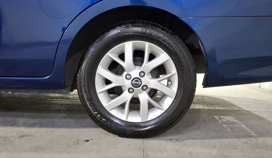 Nissan V-drive 1.6 A/C AUDIO Sedan 2023