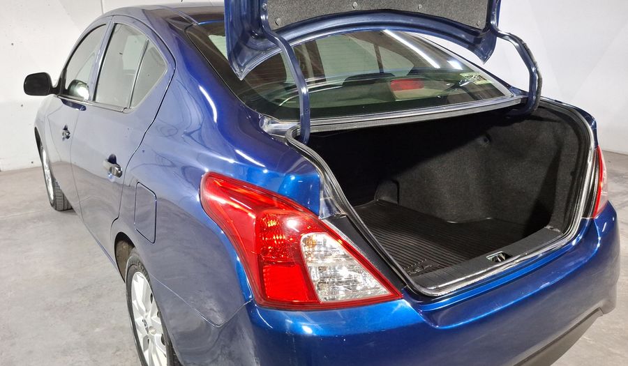 Nissan V-drive 1.6 A/C AUDIO Sedan 2023