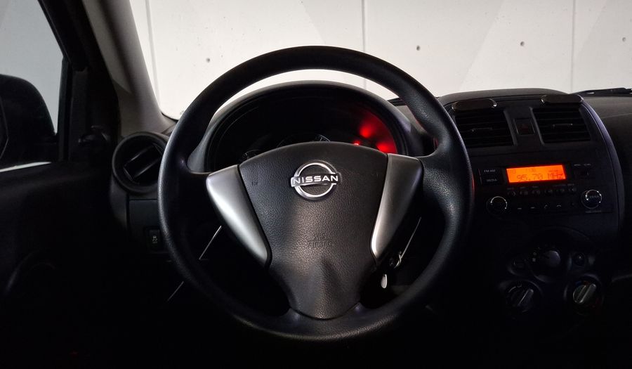 Nissan V-drive 1.6 A/C AUDIO Sedan 2023