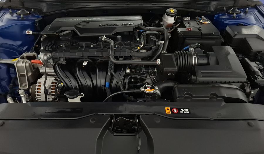 Hyundai Elantra 2.0 GLS PREMIUM IVT Sedan 2024
