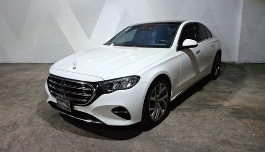 Mercedes Benz • Clase E