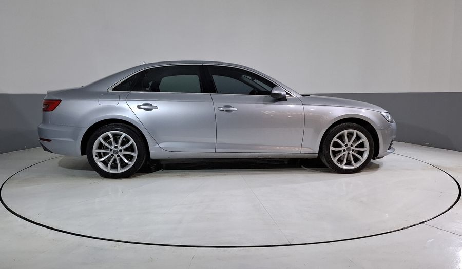 Audi A4 2.0 TFSI SELECT S-TRONIC QUATTRO Sedan 2017