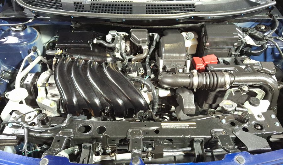 Nissan V-drive 1.6 V-DRIVE Sedan 2025