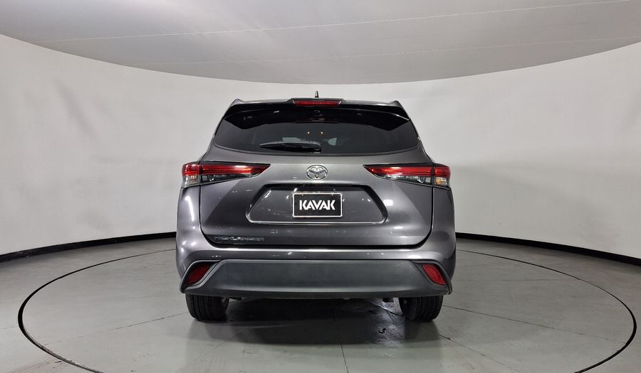 Toyota Highlander 3.5 LE AUTO Suv 2022