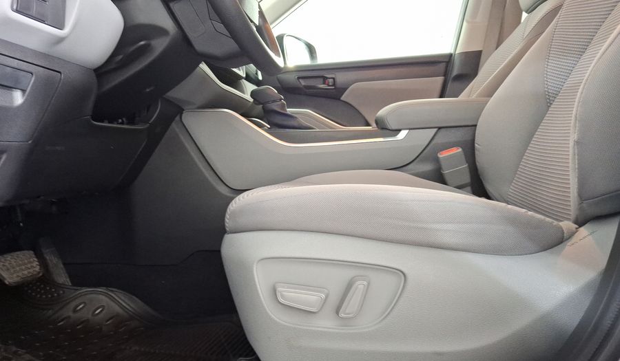 Toyota Highlander 3.5 LE AUTO Suv 2022
