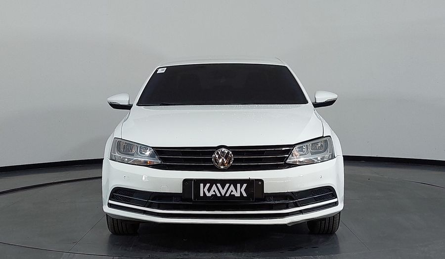 Volkswagen Jetta 2.0 TOTAL FLEX COMFORTLINE TIPTRONIC Sedan 2016