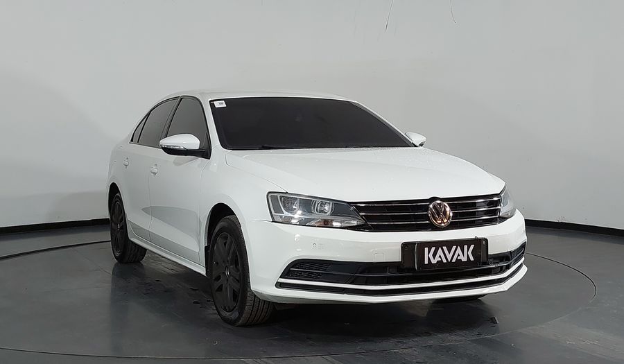 Volkswagen Jetta 2.0 TOTAL FLEX COMFORTLINE TIPTRONIC Sedan 2016