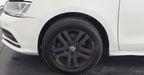 Volkswagen Jetta 2.0 TOTAL FLEX COMFORTLINE TIPTRONIC Sedan 2016