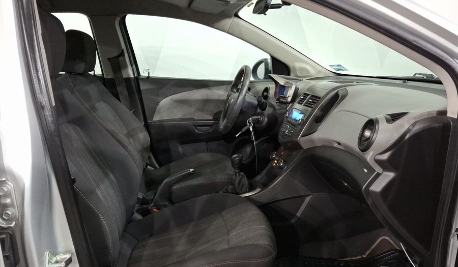 Chevrolet Sonic 1.6 MT D LT Sedan 2015