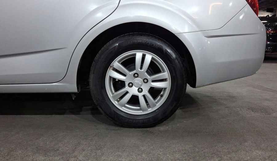 Chevrolet Sonic 1.6 MT D LT Sedan 2015