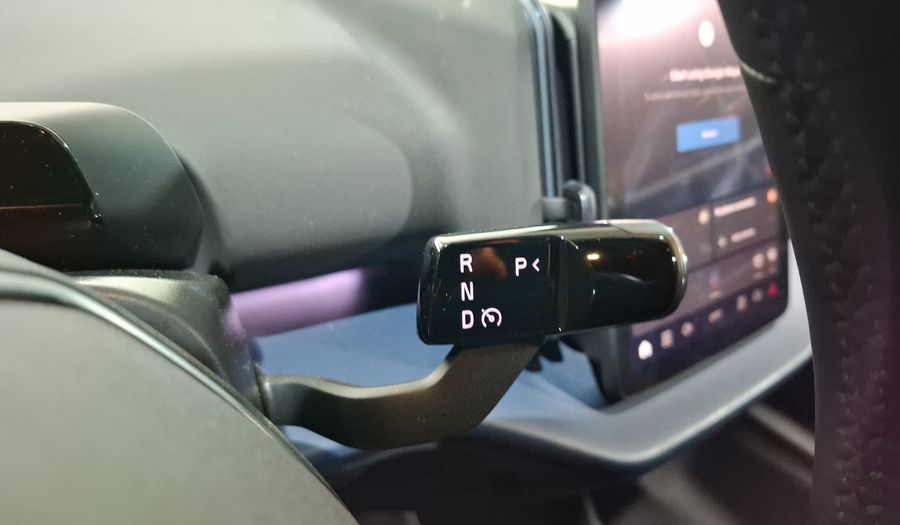 Volvo Ex30 BEV 69KWH PLUS AUTO Suv 2025