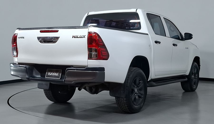 Toyota Hilux 2.7 SR DOBLE CABINA Pickup 2023