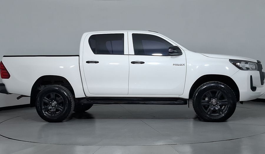 Toyota Hilux 2.7 SR DOBLE CABINA Pickup 2023