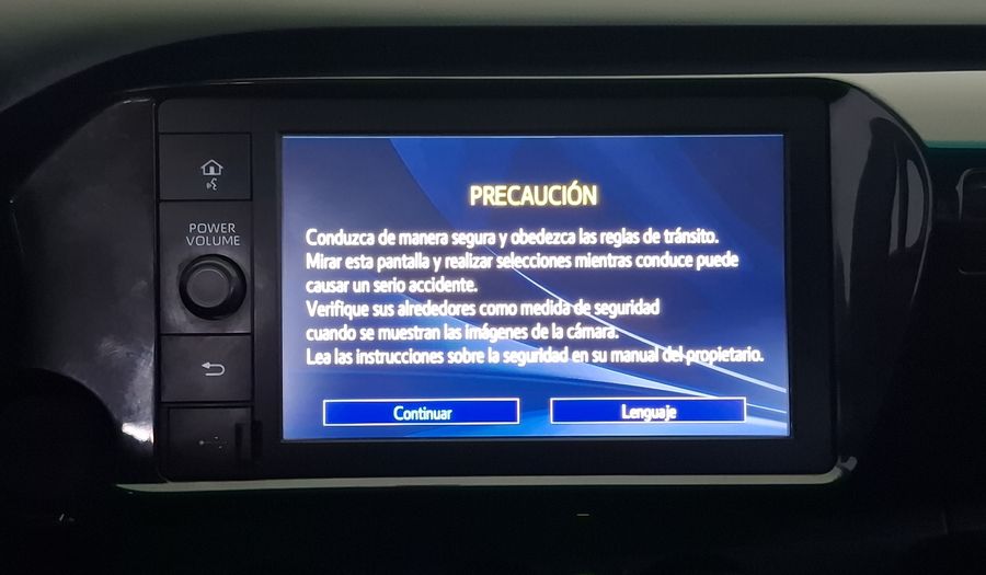 Toyota Hilux 2.7 SR DOBLE CABINA Pickup 2023