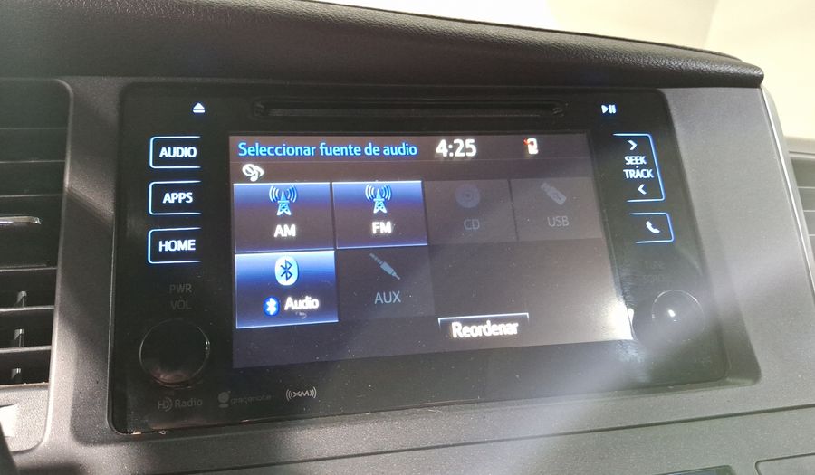 Toyota Sienna 3.5 XLE AT Minivan 2017