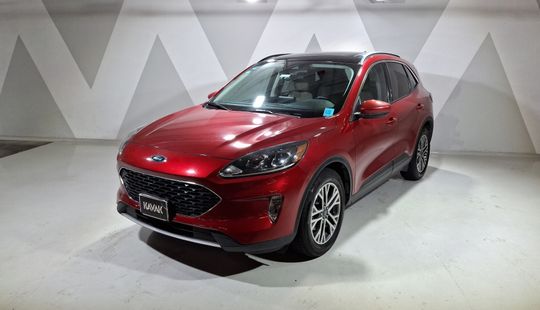 Ford • Escape