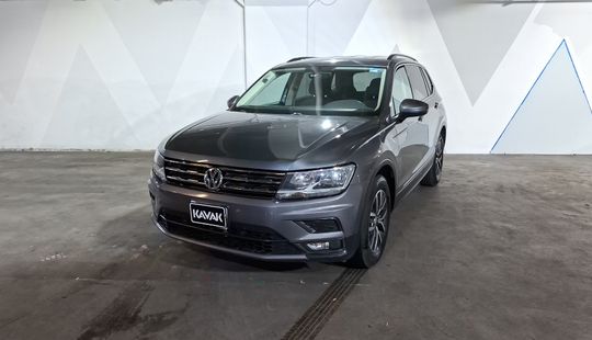 Volkswagen • Tiguan