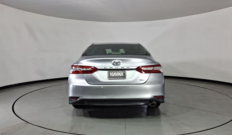 Toyota Camry 2.5 XLE NAVI AUTO Sedan 2020