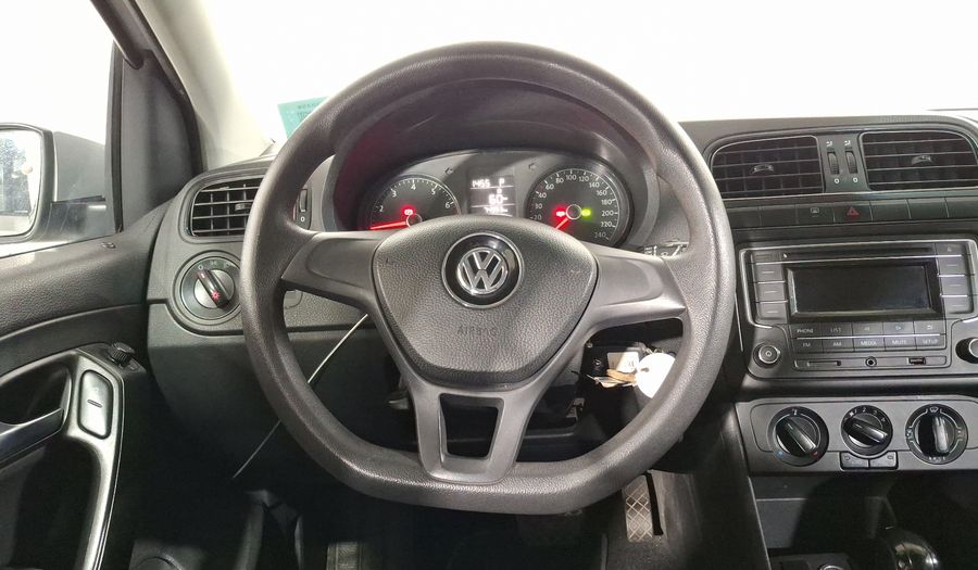 Volkswagen Polo 1.6 STARTLINE AUTO Hatchback 2020