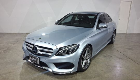 Mercedes Benz • Clase C