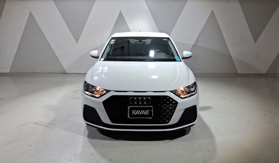 Audi A1 1.0 SB 30 TFSI URBAN DCT Hatchback 2022