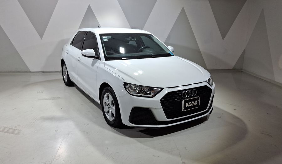 Audi A1 1.0 SB 30 TFSI URBAN DCT Hatchback 2022