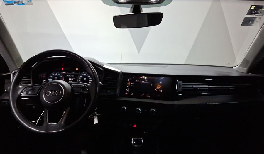 Audi A1 1.0 SB 30 TFSI URBAN DCT Hatchback 2022