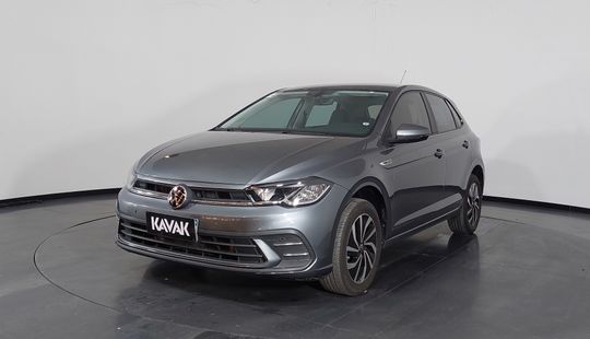 Volkswagen • Polo