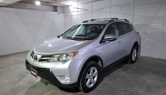 Toyota • RAV4
