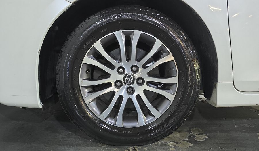 Toyota Sienna 3.5 XLE AUTO Minivan 2019