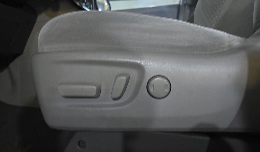 Toyota Sienna 3.5 XLE AUTO Minivan 2019