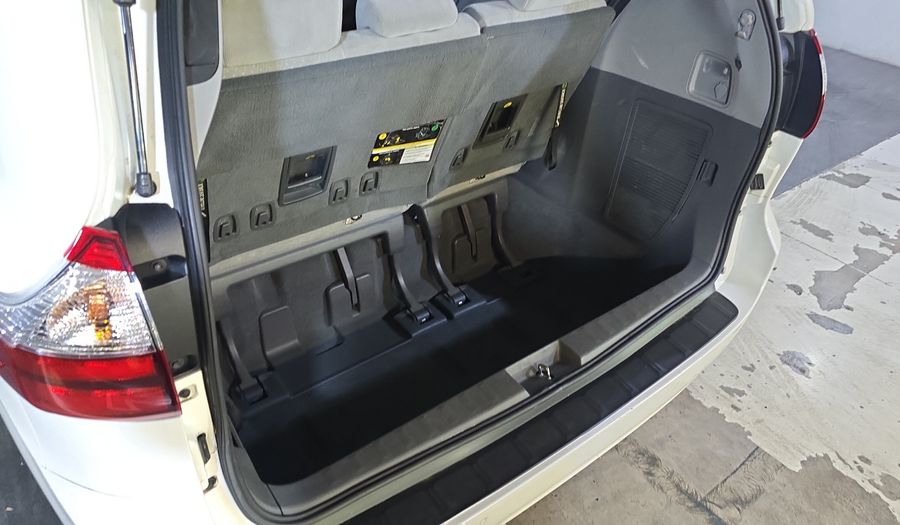 Toyota Sienna 3.5 XLE AUTO Minivan 2019