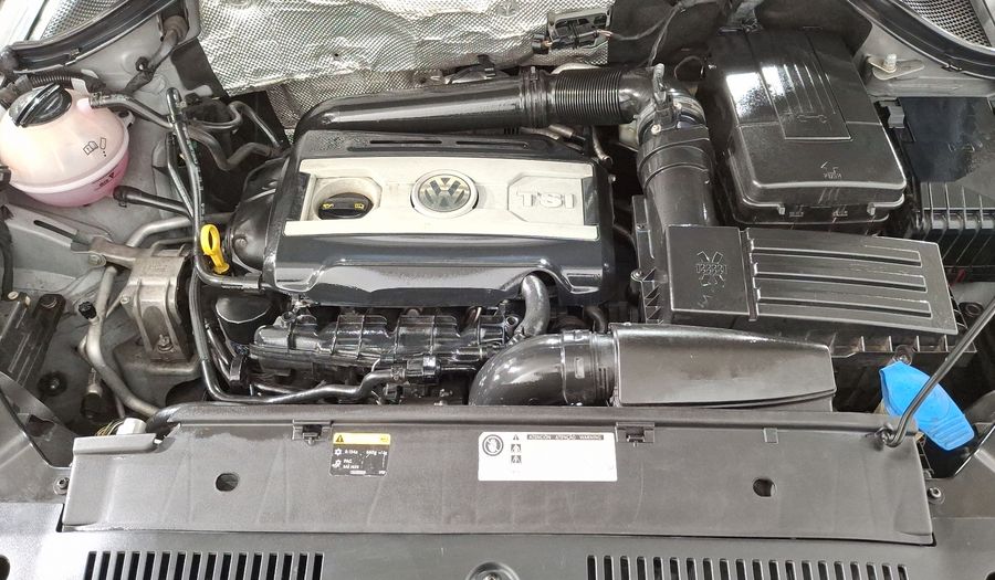 Volkswagen Tiguan 2.0 PAQUETE SPORT & STYLE Suv 2016