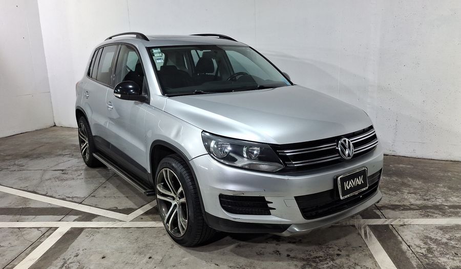Volkswagen Tiguan 2.0 PAQUETE SPORT & STYLE Suv 2016