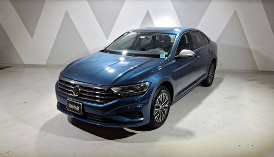 Volkswagen • Jetta
