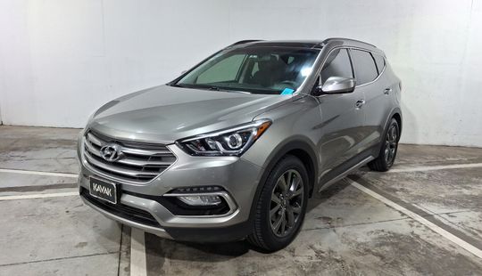 Hyundai • Santa Fe