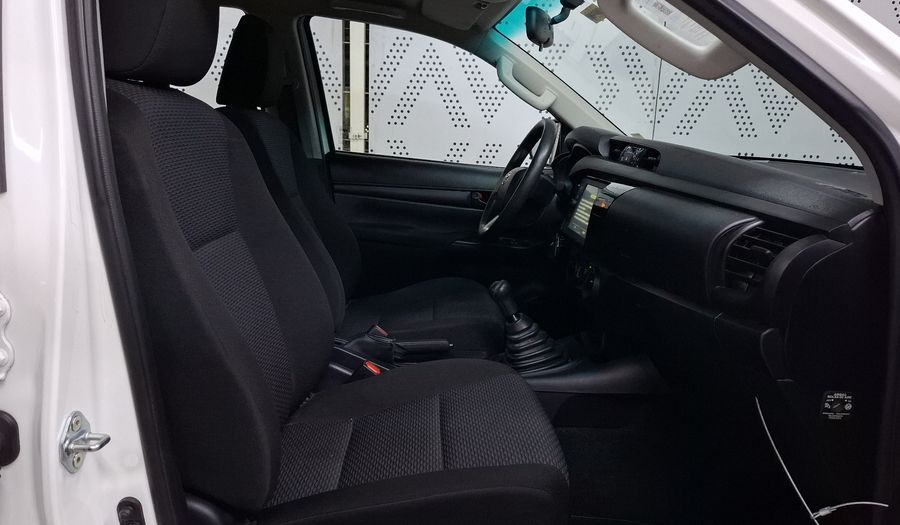 Toyota Hilux 2.7 SR DOBLE CABINA Pickup 2022