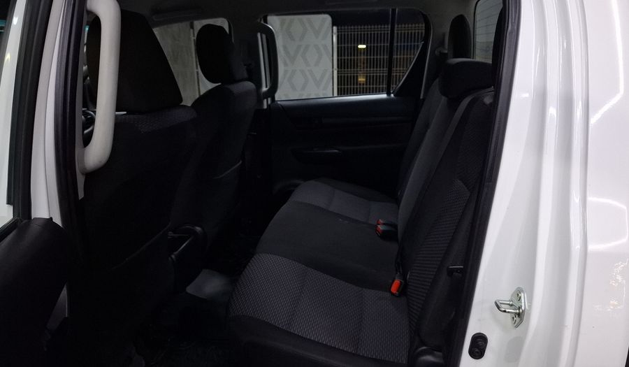 Toyota Hilux 2.7 SR DOBLE CABINA Pickup 2022