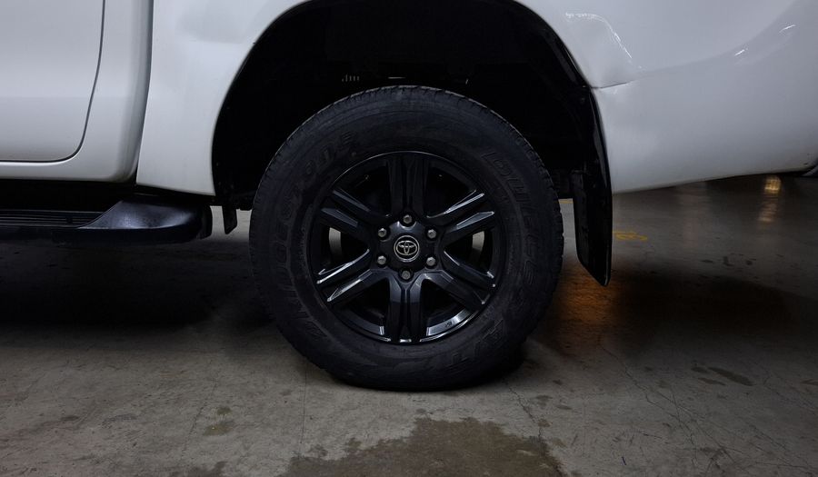 Toyota Hilux 2.7 SR DOBLE CABINA Pickup 2022
