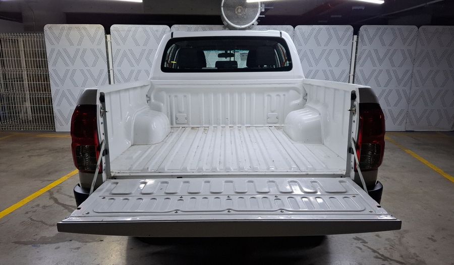 Toyota Hilux 2.7 SR DOBLE CABINA Pickup 2022