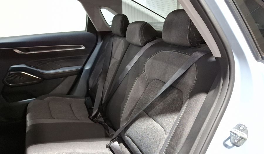 Geely Emgrand 1.5 GL AUTO Sedan 2025