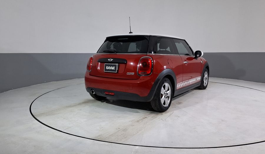 Mini Cooper 1.5 COOPER SALT Hatchback 2016